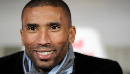 愿平安，奥兰多海盗主帅与5名工作人员在高速救人时被撞重伤